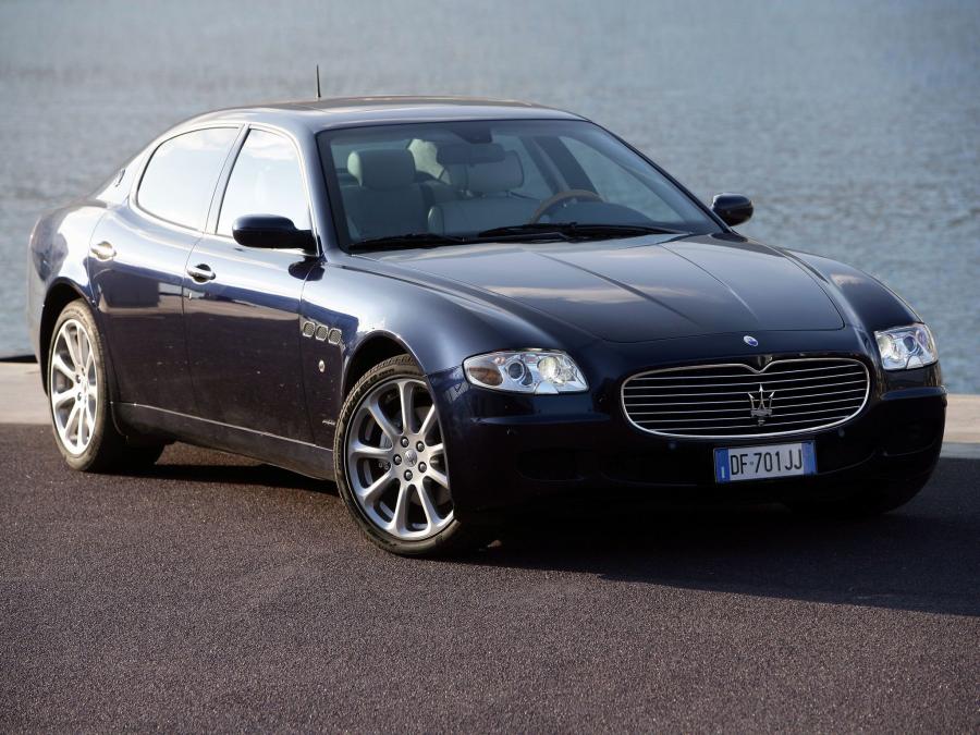  Maserati Quattroporte Automatic 2005 года  (фото 18 из 30)